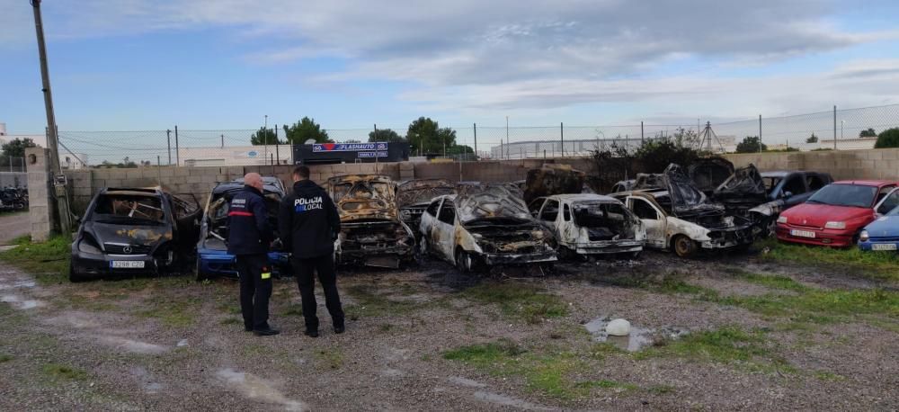 Incendio en el depósito de la Policía Local de Sant Josep