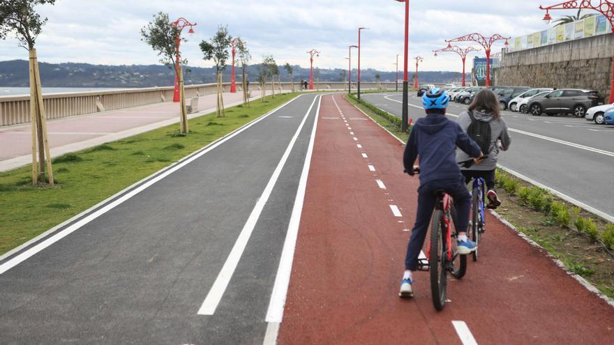 Últimos retoques en la obra del paseo marítimo de A Coruña