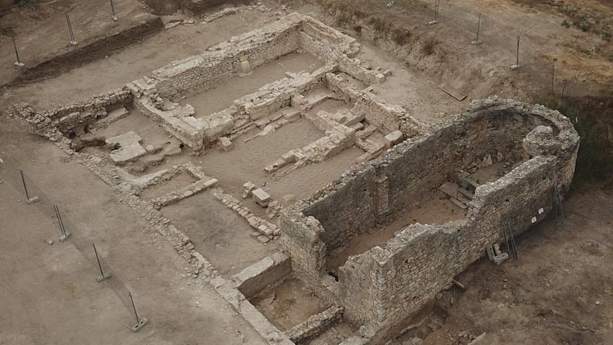 Els arqueòlegs troben diverses estructures associades a la fase inicial del baptisteri de Santa Margarida d&#039;Empúries