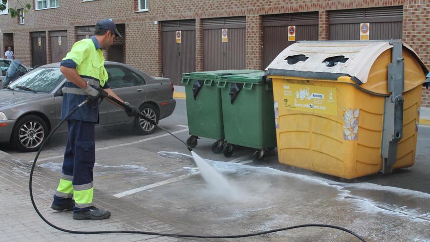 Sueca adjudica por 1.200.000 euros anuales el servicio de limpieza y recogida de residuos