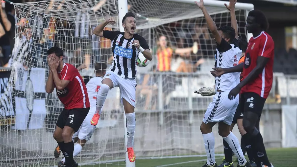 Adiós a un goleador: Rubén Fonte cuelga las botas