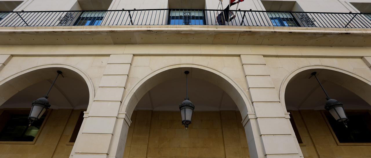 El juicio se ha celebrado en la Audiencia Provincial de Alicante.