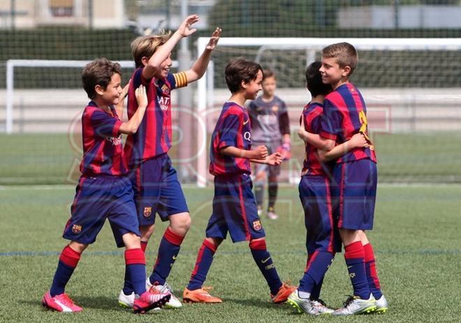 El benjamín del FC Barcelona campeón de liga