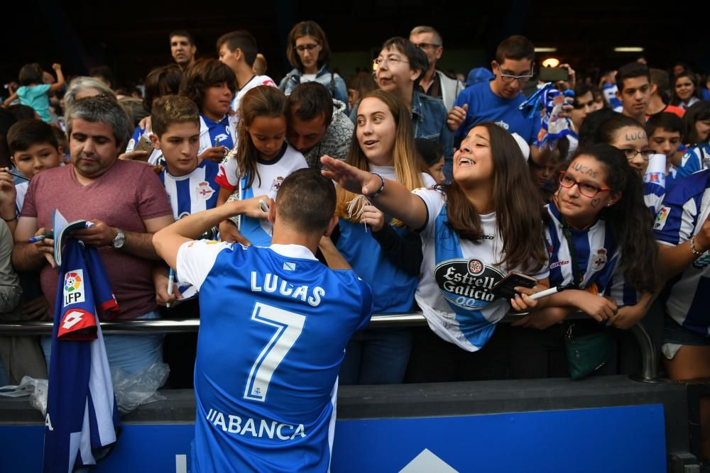 Presentación de los nuevos fichajes del Deportivo