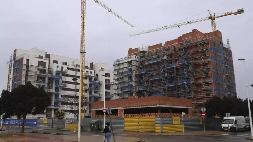 La compraventa de viviendas crece un 4,4% en 2025 y el precio supera el máximo de 2007