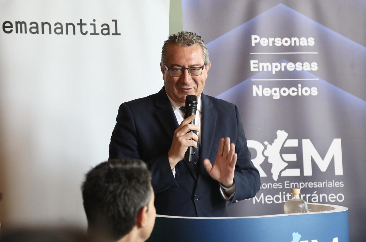 Foro de Turismo y Negocios 02