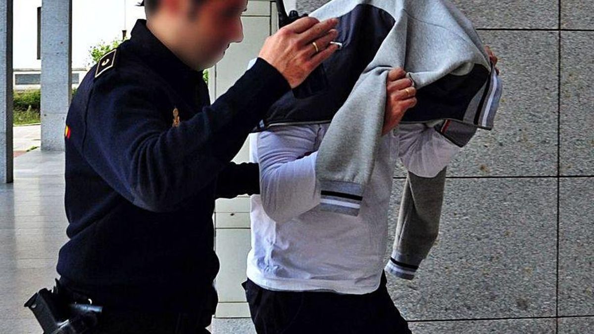 El policía local fue detenido en el año 2013.