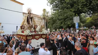 Un mar de gente acompaña a la Virgen del Carmen en Córdoba