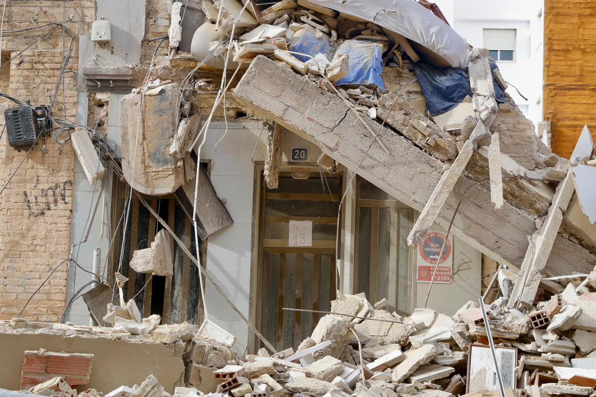 Se desploma un edificio en Benetusser sin víctimas