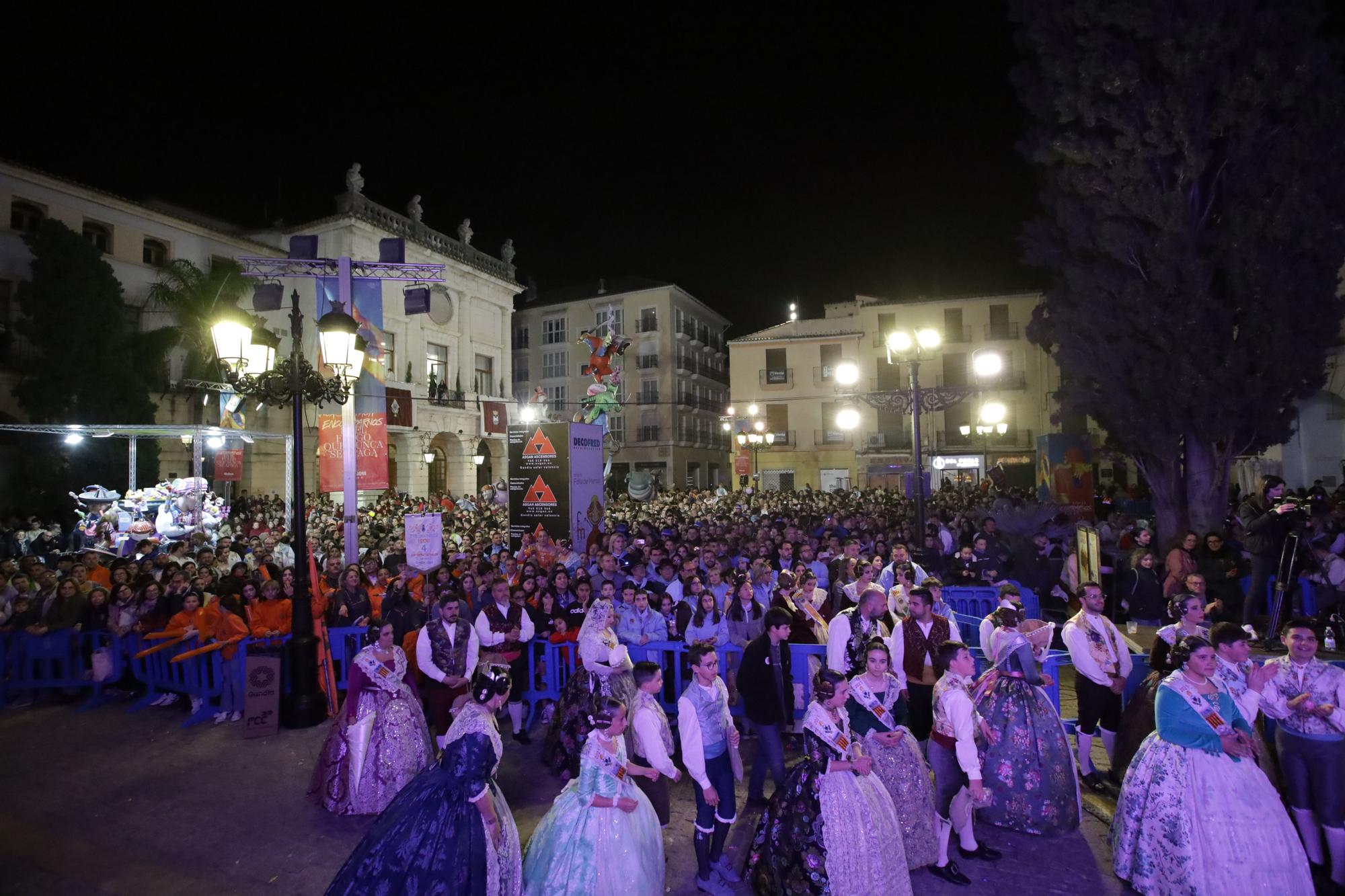 Todas las fotos de la entrega de premios falleros de Gandia