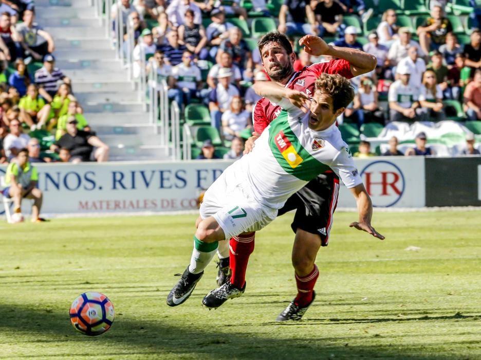 Debacle del Elche ante el colista