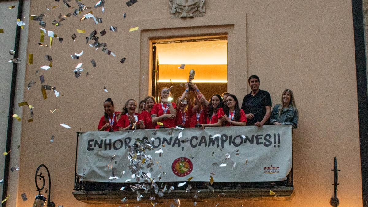 El final de infarto que coronó al equipo de baloncesto femenino de Morella como campeonas