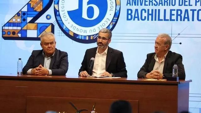 Francisco Lucas se opone al acuerdo de presupuesto de PP y VOX que "atenta contra los derechos del colectivo LGTBIQ+"