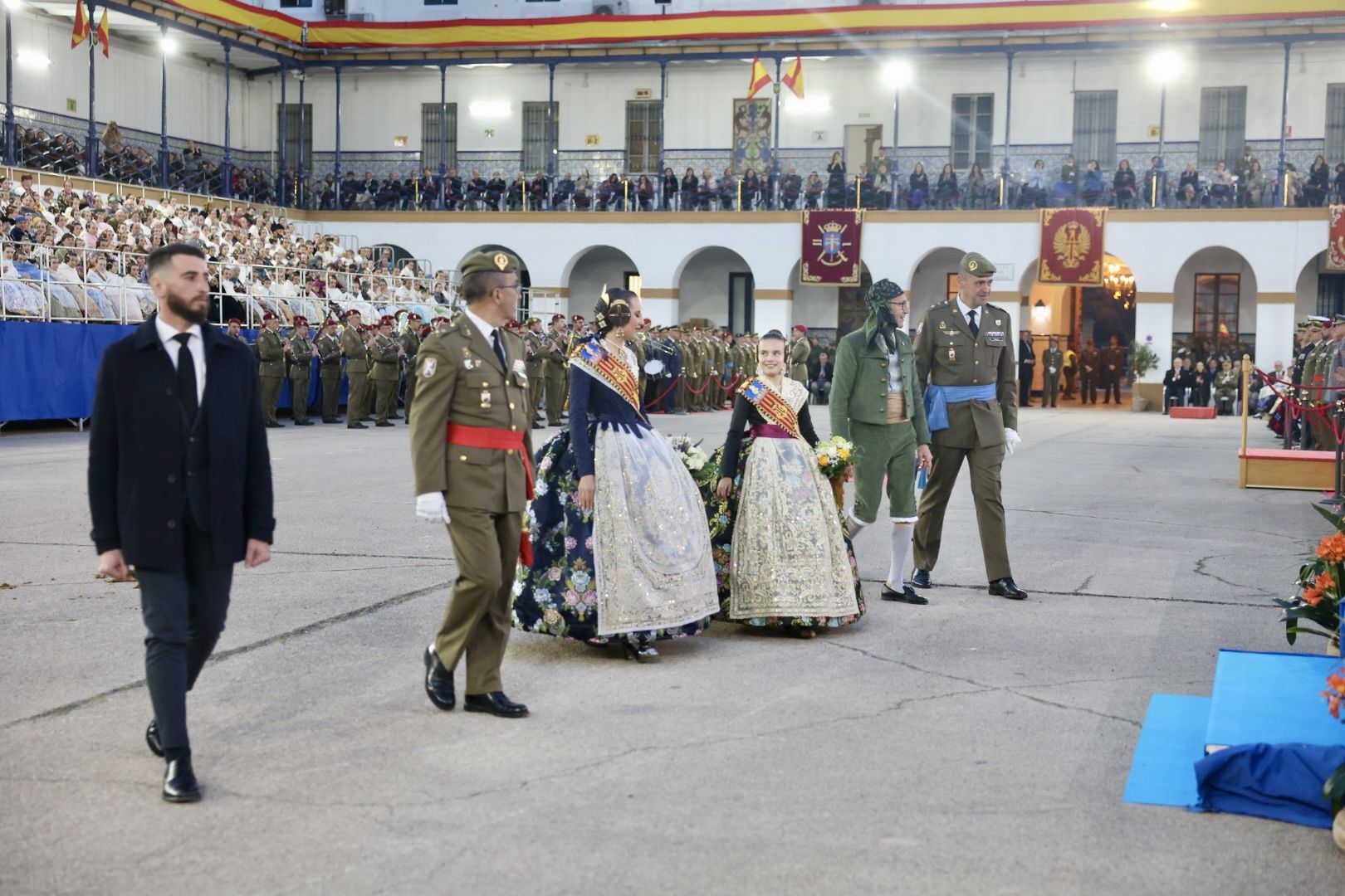 Homenaje de las Fuerzas Armadas y Guardia Civil a las Fallas de València de 2024