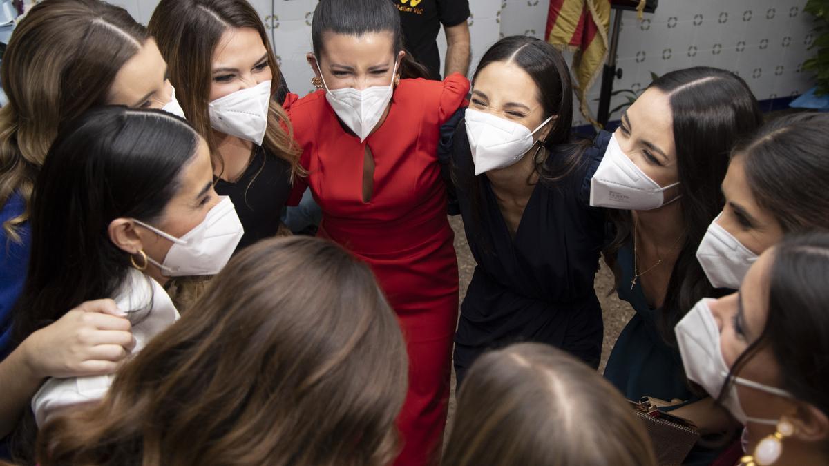 La emoción de Carmen Martín al convertirse en Fallera Mayor de Valencia de 2022