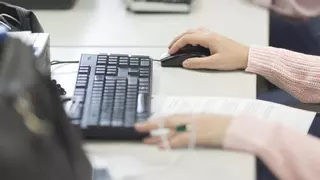 La Junta de Extremadura lanza un programa para formar a desempleados en sectores estratégicos