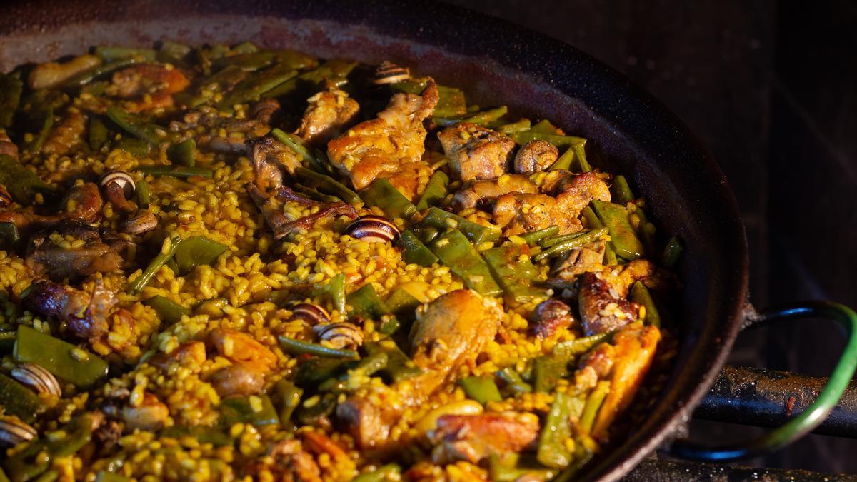 Fideuá de Marisco — Paella Auténtica