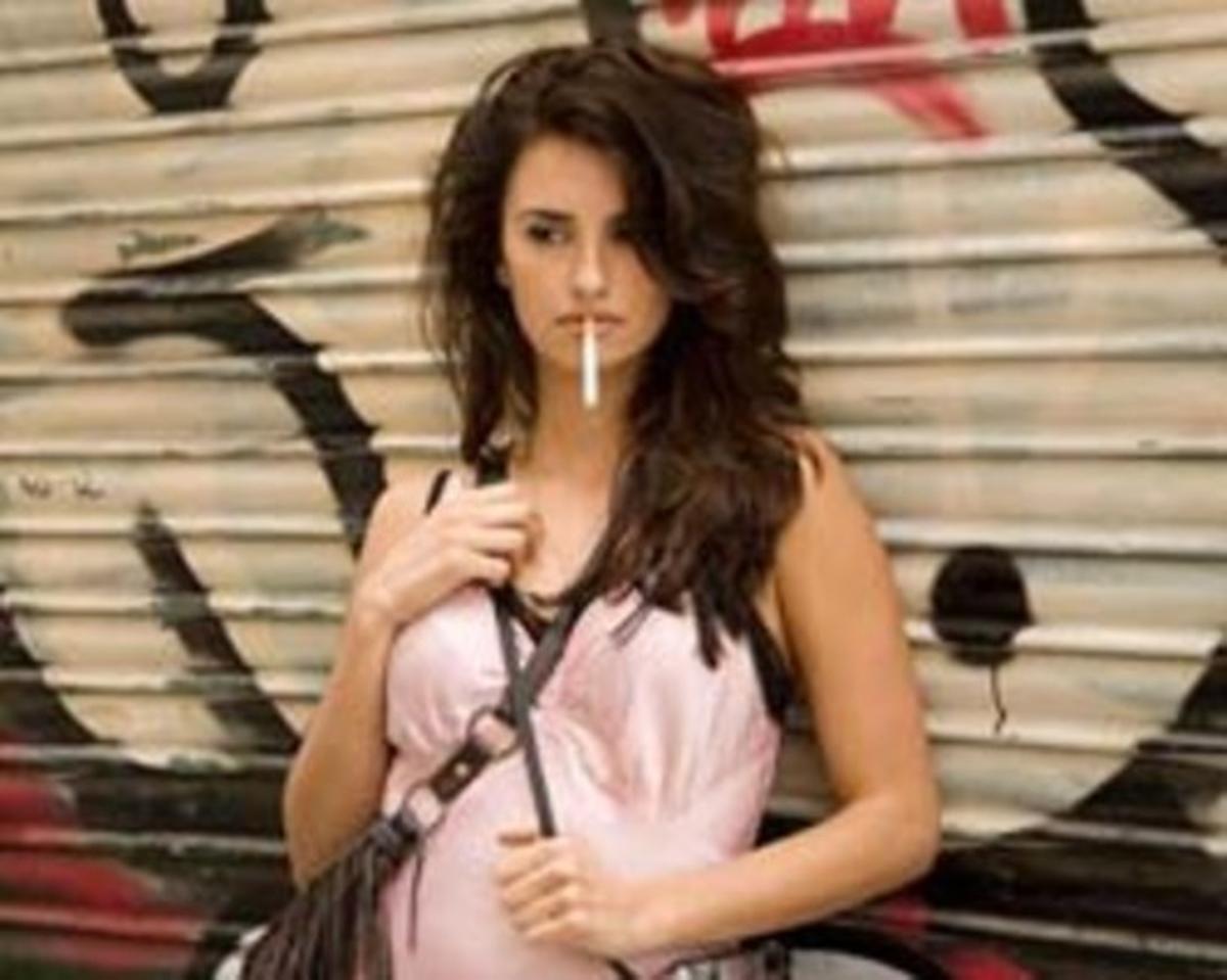 Penélope Cruz, en un fotograma de la pel·lícula ’Vicky Cristina Barcelona’. Penélope Cruz, en un fotograma de la pel·lícula ’Vicky Cristina Barcelona’.