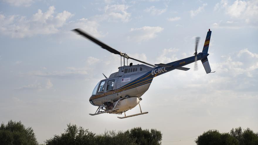 Un helicóptero al rescate de una mujer accidentada en una zona de monte de la Vall d&#039;Uixó