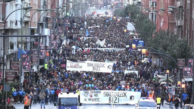 Una imagen de la marcha de los antivacunas en Bilbao.
