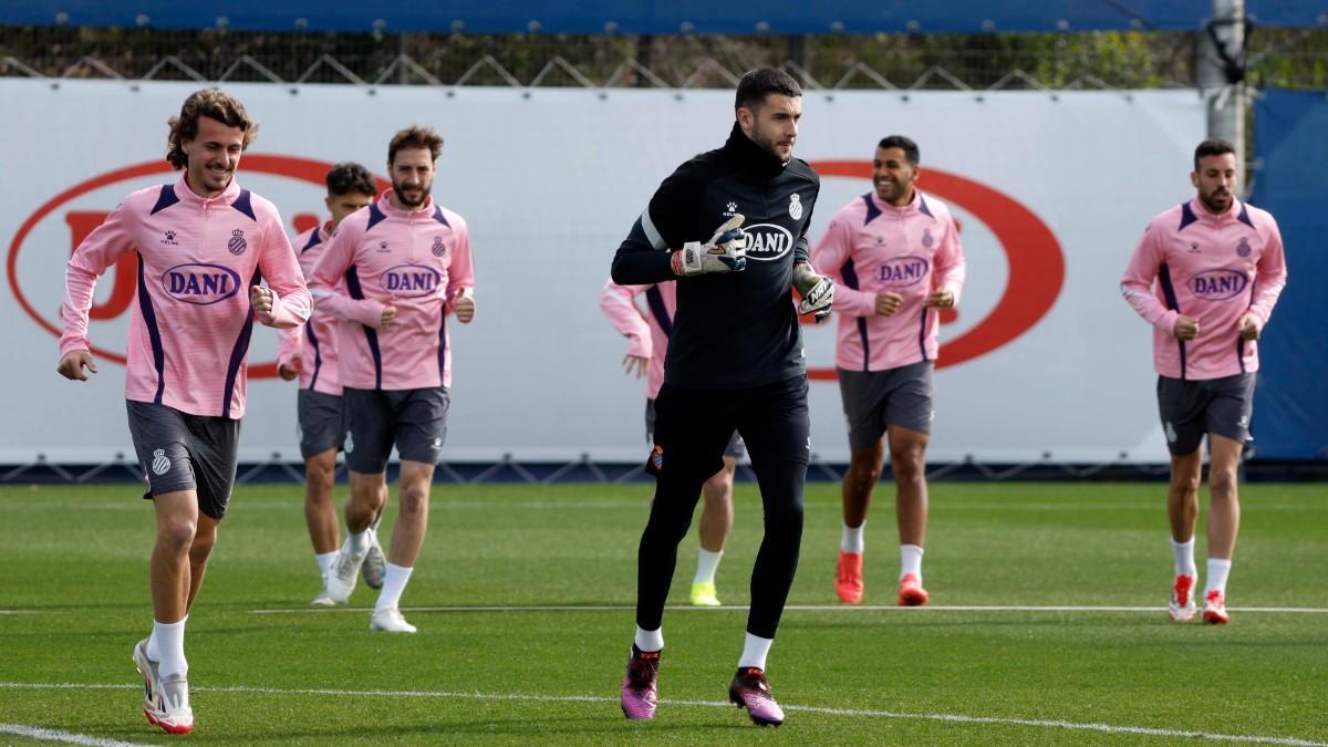 Entrenamiento del primer equipo del RCD Espanyol