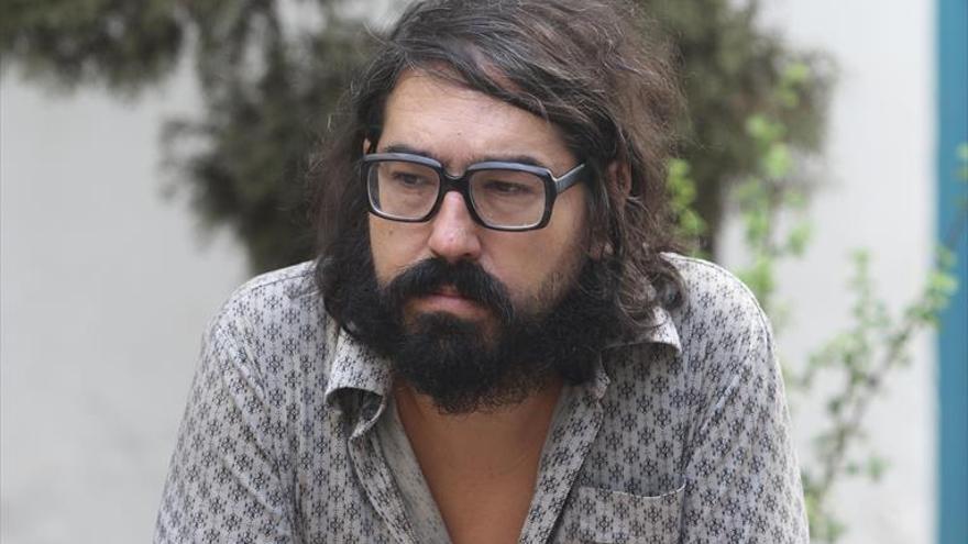 El músico Fernando Vacas opta a un Asecan por 'Tu hijo'