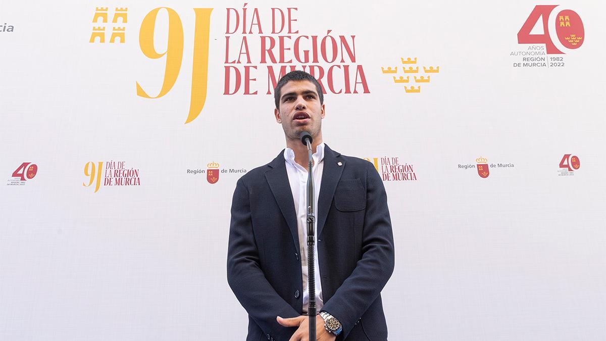 Carlos Alcaraz recibe la Medalla de Oro de Murcia