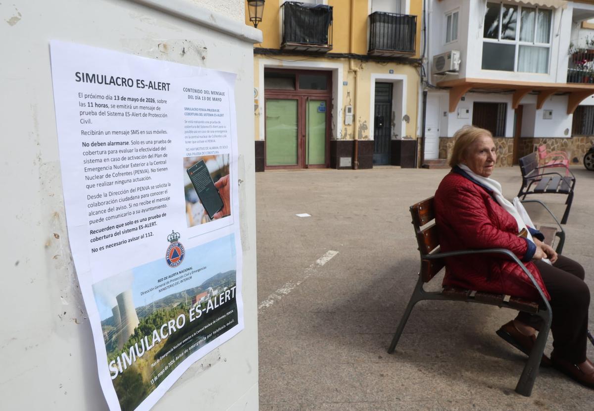 El anuncio del simulacro en un cartel.