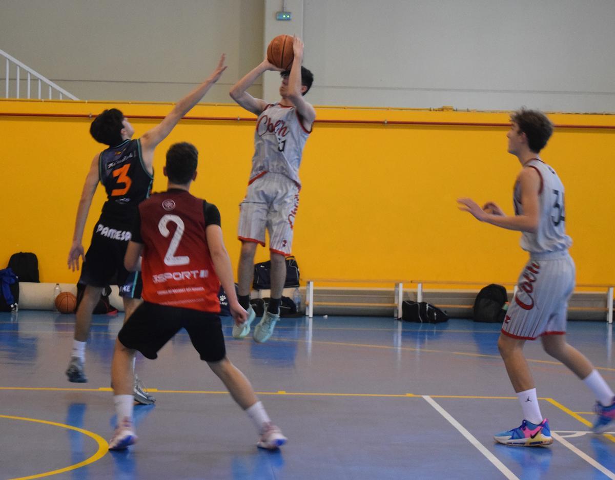 Partido de preparación entre los jugadores preseleccionados.