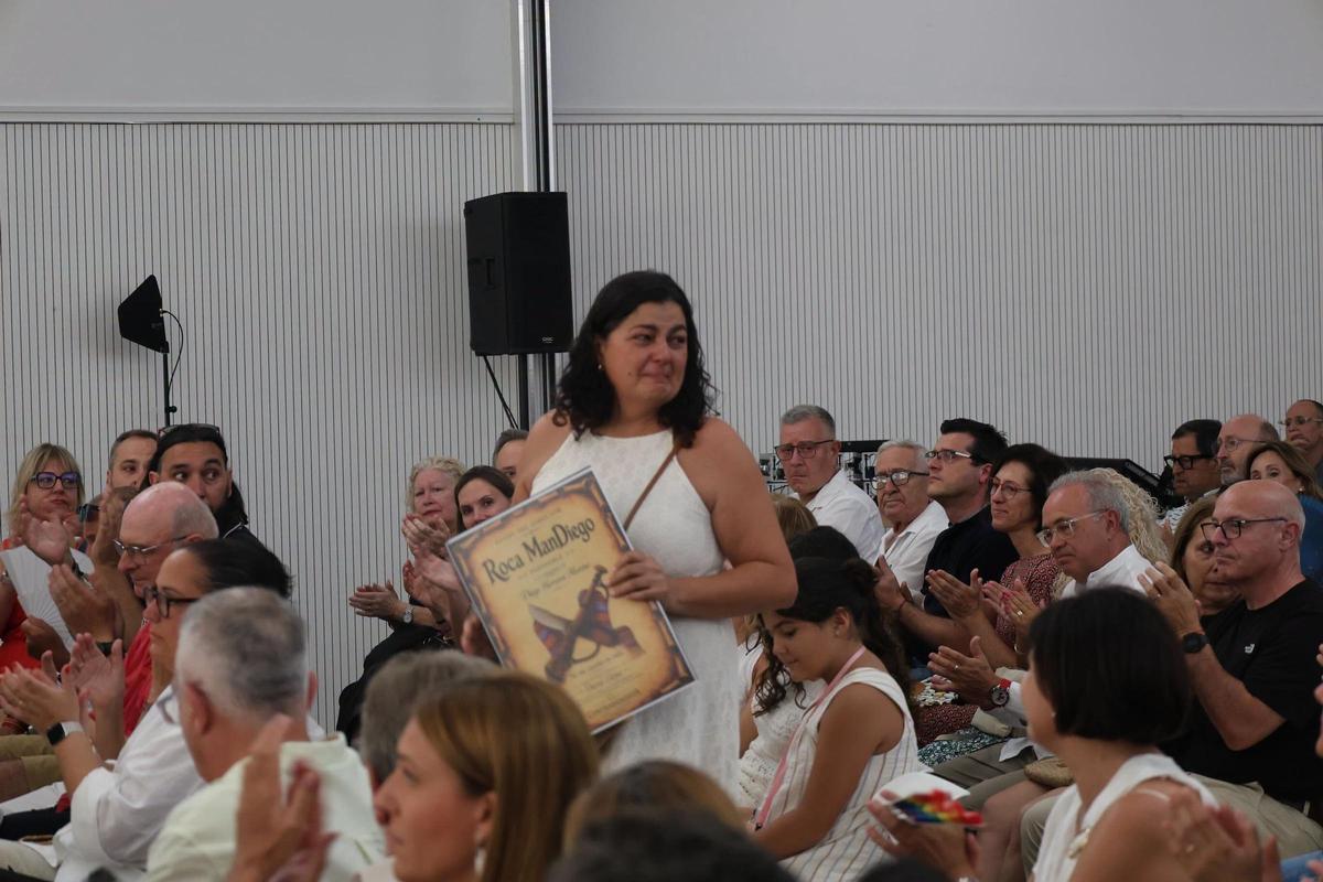 Homenaje a los moros y cristianos en Torrent.