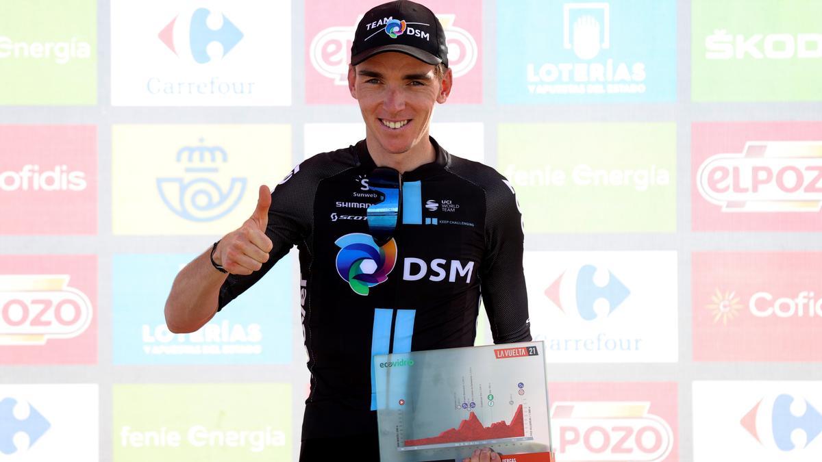 Romain Bardet, en el podio.