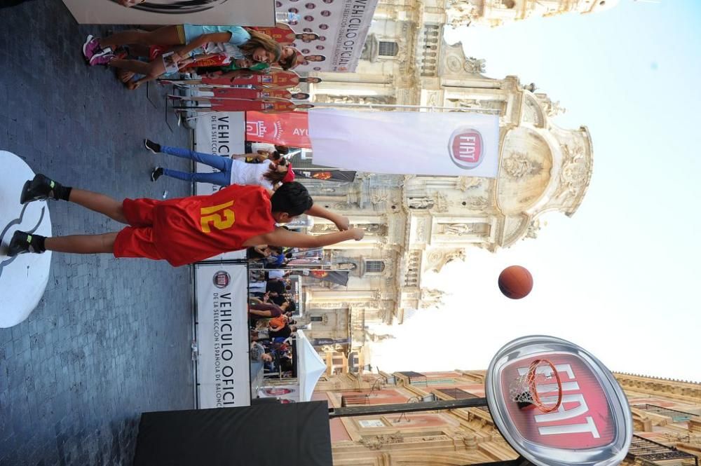 Baloncesto 3x3 en la Plaza Belluga