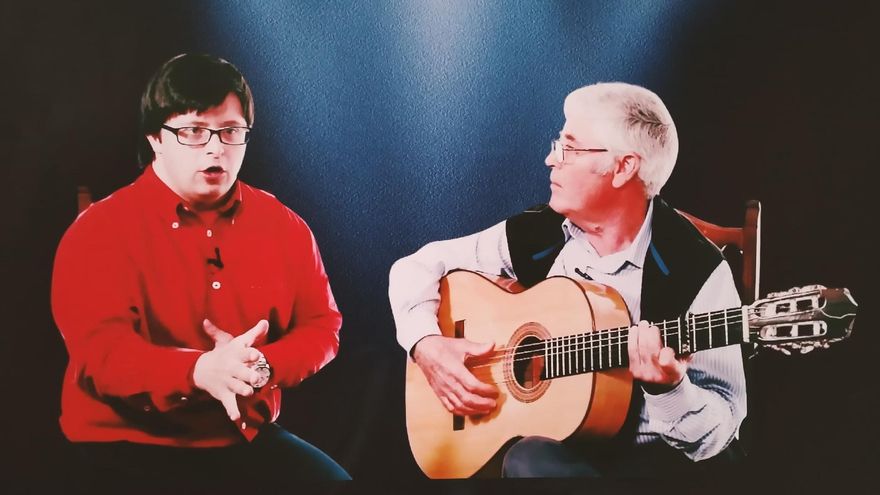 Testimonios sobre síndrome de Down en Córdoba: Manolo de Santa Cruz, auxiliar administrativo y cantaor flamenco