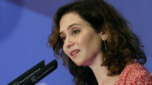 Ayuso recusa el president del TC i dos magistrats al recórrer contra l’amnistia