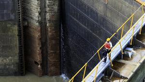 La esclusa de Miraflores en el Canal de Panamá.