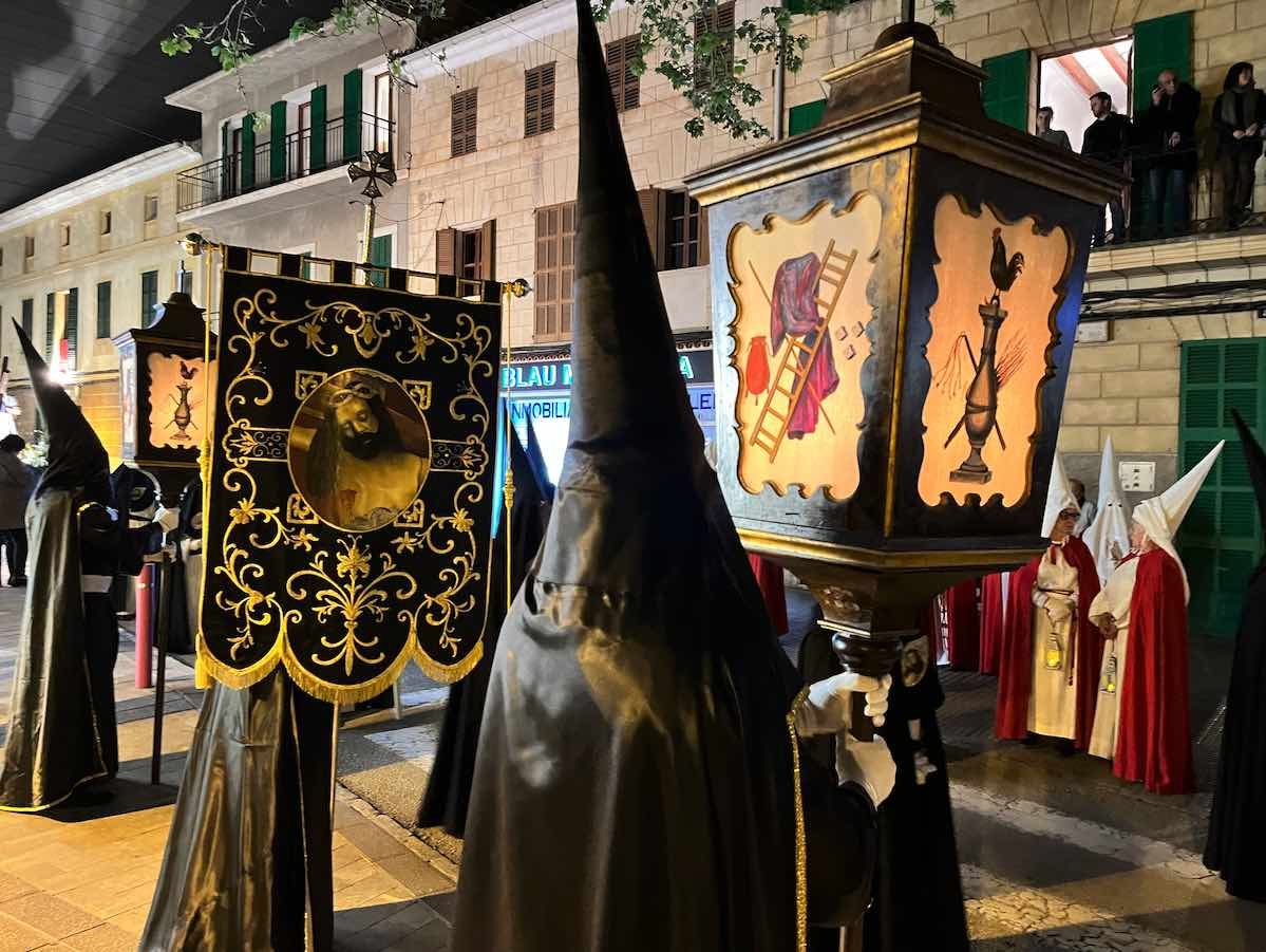 Semana Santa en la Part Forana: Noche de fervor en el Jueves Santo