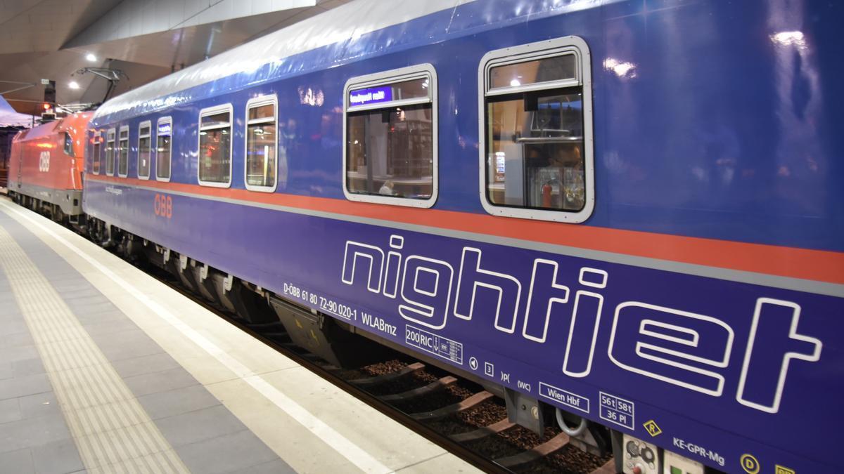 Nightjet és una marca donada pels Ferrocarrils Federals Austríacs (ÖBB) als seus serveis de trens de passatgers nocturns.