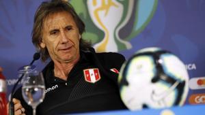 Ricardo Gareca, en una rueda de prensa durante la Copa América-2019.