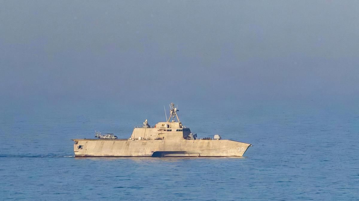 Corea del Sur investiga la explosión en un buque granelero en Ormuz