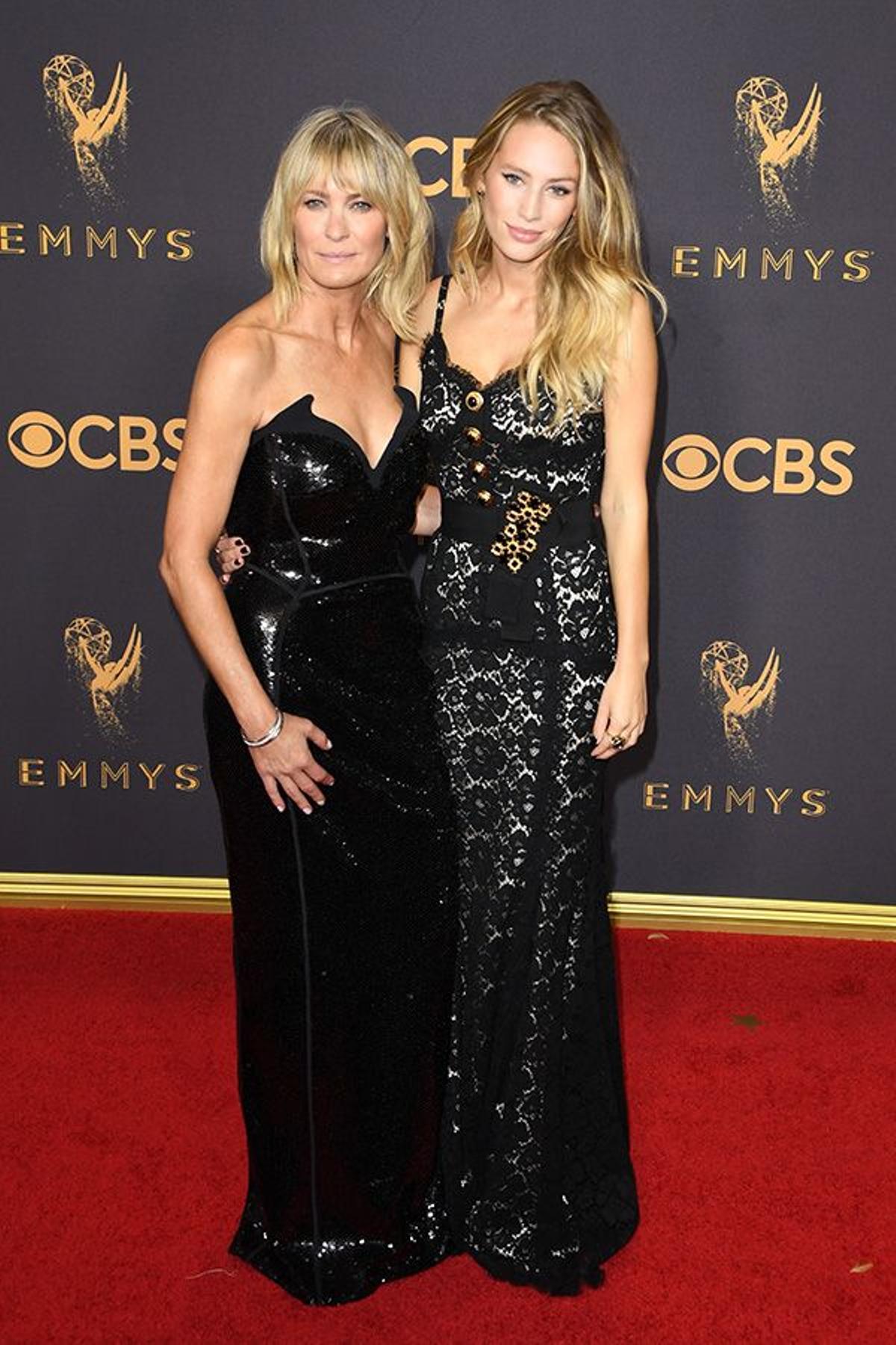 Robin Wright junto a su hija Dylan