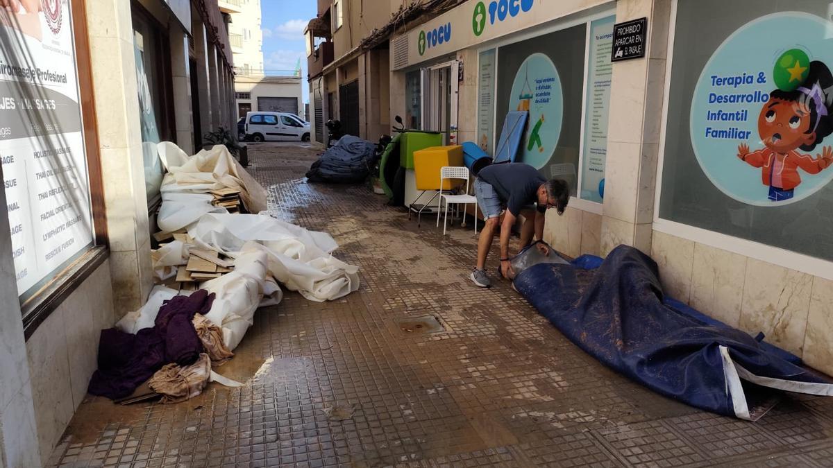 Las inundaciones afectaron a cientos de comerciantes en Ibiza