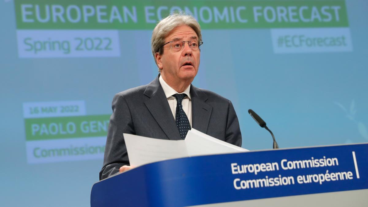 Bruselas cree que un corte total del gas ruso hundiría el PIB de la eurozona