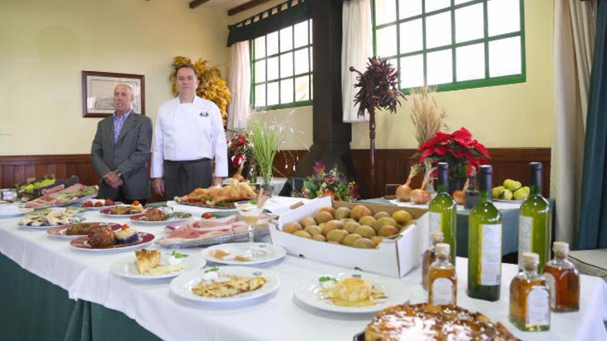 Muestra de recetas hechas con manzana en el restaurante Las Lagunetas.