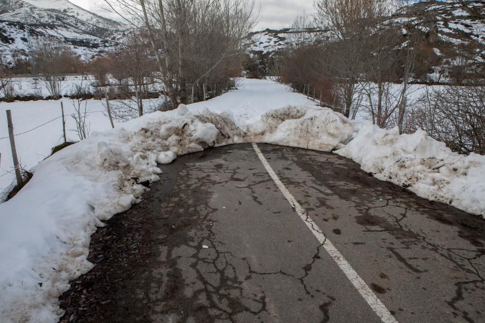 Así está el pantano de Barrios de Luna