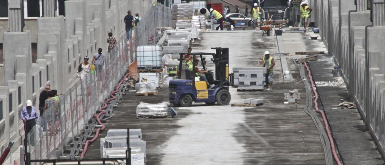 Las obras en el puente de San Jorge llegan a su ecuador y terminarán en los plazos previstos