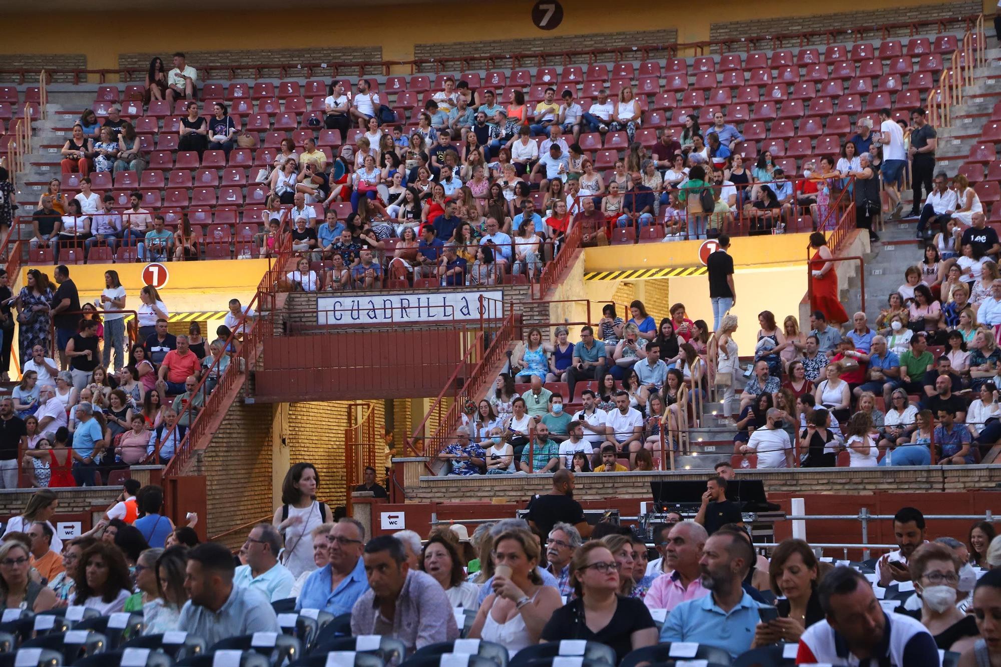 La plaza de toros de Córdoba se rinde ante la voz de Pastora Soler