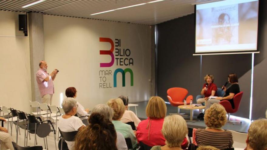 Presentació de la novel·la «La noia del retrat», de Sílvia Romero, a la biblioteca de Martorell