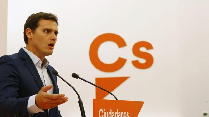 C&#039;s registra su petición para limitar mandatos y avisa de que afectará a Rajoy