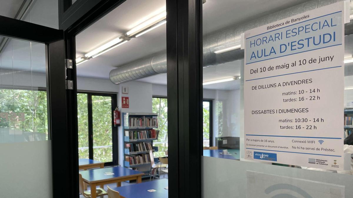 L'Aula d'Estudi de la biblioteca de Banyoles.