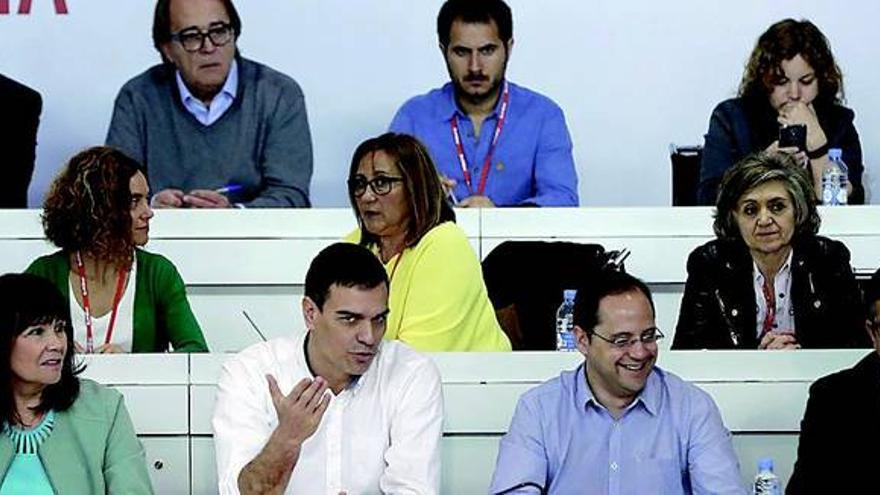 Lambán dice que el PSOE debe desentenderse del pacto con C&#039;s